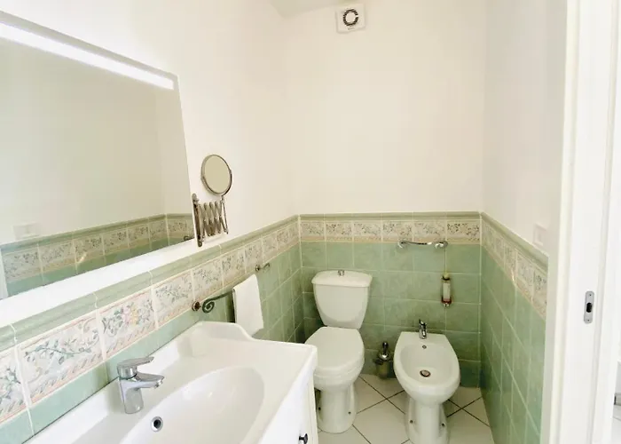 Casa de Férias Casa Pippo 1 *